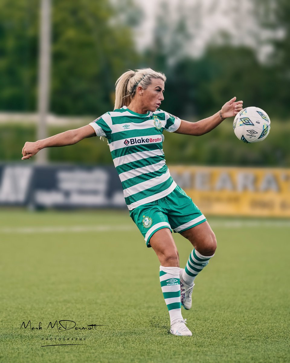 <a href="/SavannaMc3/">Savannah McCarthy</a> in action last season against Athlone Town ☘️📷