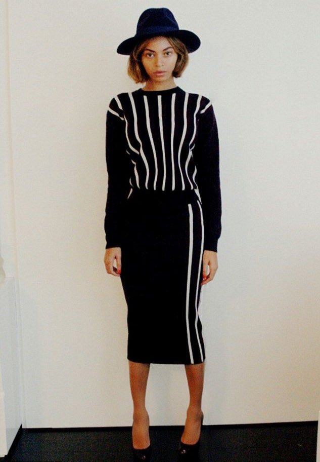 binzbysolange's tweet photo. Sometimes I miss when Bey dressed like an art gallerist in New York https://t.co/CAg8EMJaJa
