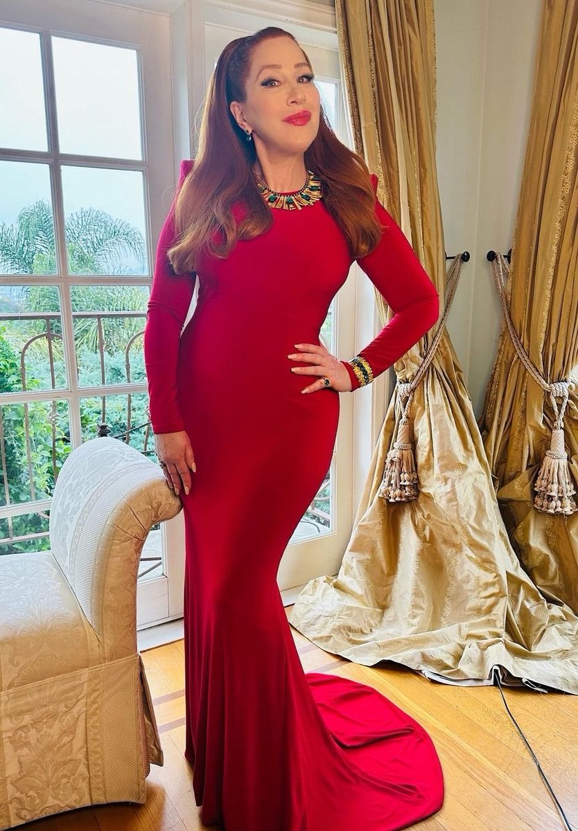 Mommy got to go to this party and she looks so beautiful -giggles-