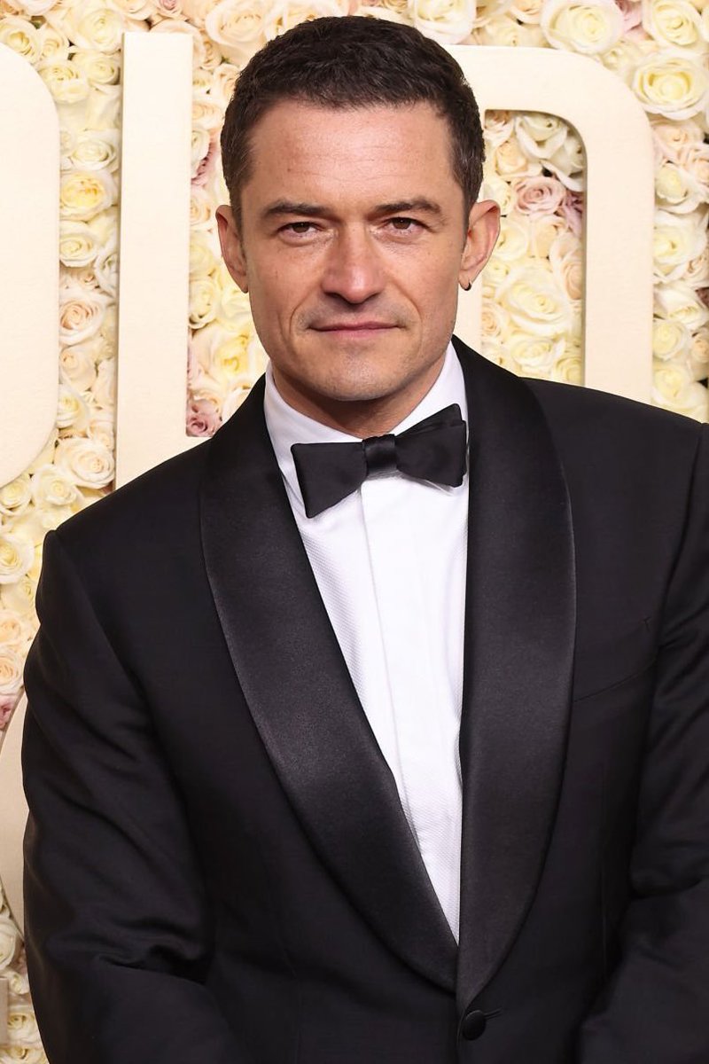 Orlando Bloom acabou de chegar no tapete vermelho do 81st Annual Golden  Globe Awards, 2024. #GoldenGlobes, image size:800x1200