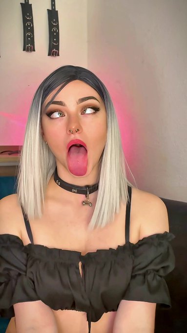 say hi if i should keep edging. https://t.co/AU0IYh3Nar<a href="/tag/tongue"class="tags"><span>#tongue</span></a><a href="/tag/ahegao"class="tags"><span>#ahegao</span></a><a href="/tag/diabloiv"class="tags"><span>#diabloiv</span></a>