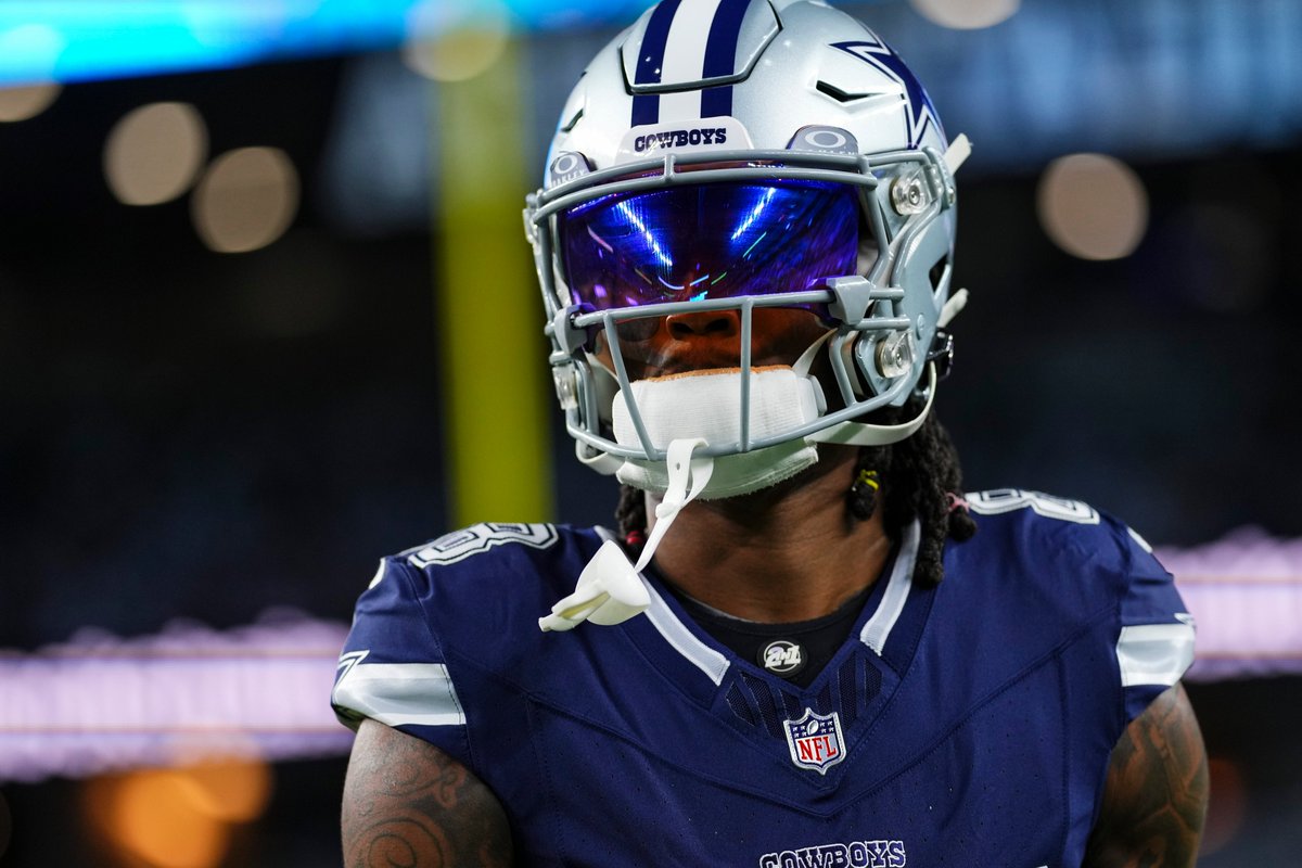 FOX Sports: NFL (@nflonfox) on Twitter photo CeeDee Lamb is the first player in Cowboys history to  eclipse 1,700 receiving yards in a season π₯ CeeDee Lamb is the first player in Cowboys history to  eclipse 1,700 receiving yards in a season π₯