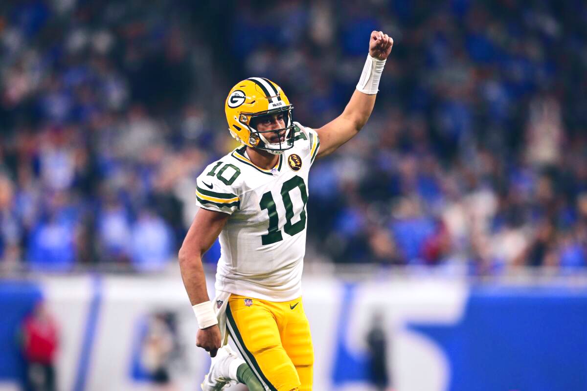 IKE_Packers's tweet photo. Should Jordan Love win MVP? https://t.co/Ci6foL2H79