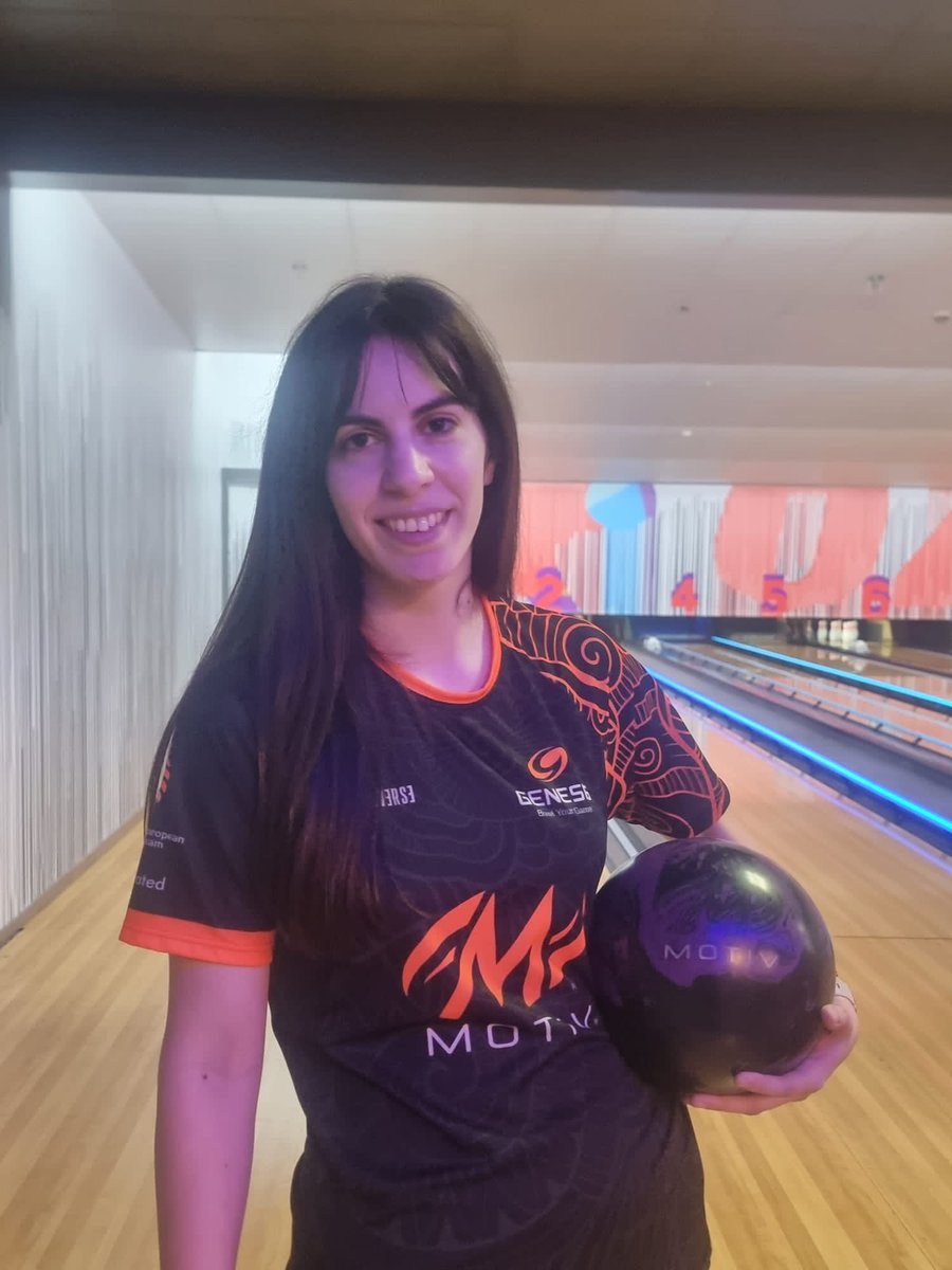 inversebowling's tweet photo. Congrats @Holly_Azorin !!  4th place in Valdepeñas! https://t.co/Dhgca7b4JZ