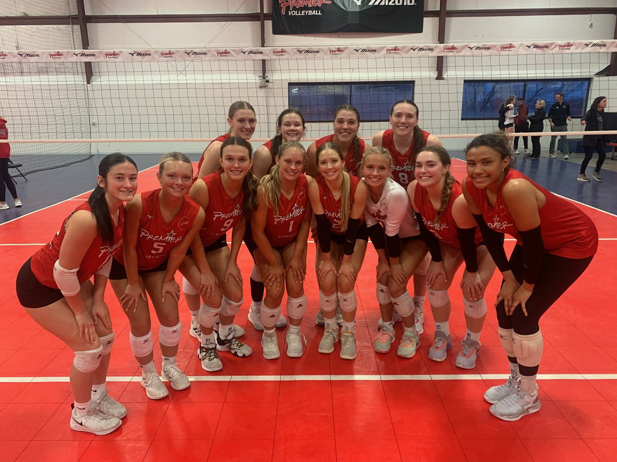 Premier NE Showcase 18 Gold Champs!A great start to the season!🏆🥇