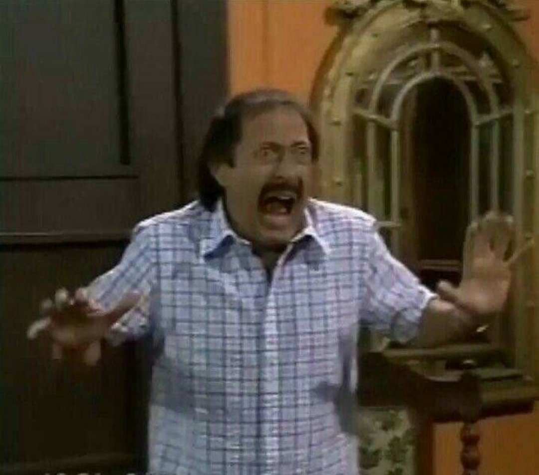 NJuliOK's tweet photo. Entre dos segundos a Twitter y vi las tetas de Anto Pane, un chabón deslizándose por el piso hasta terminar con la cara en el culo desnudo de otro y a Joe Biden en pelotas. https://t.co/VsXoFB0ihN