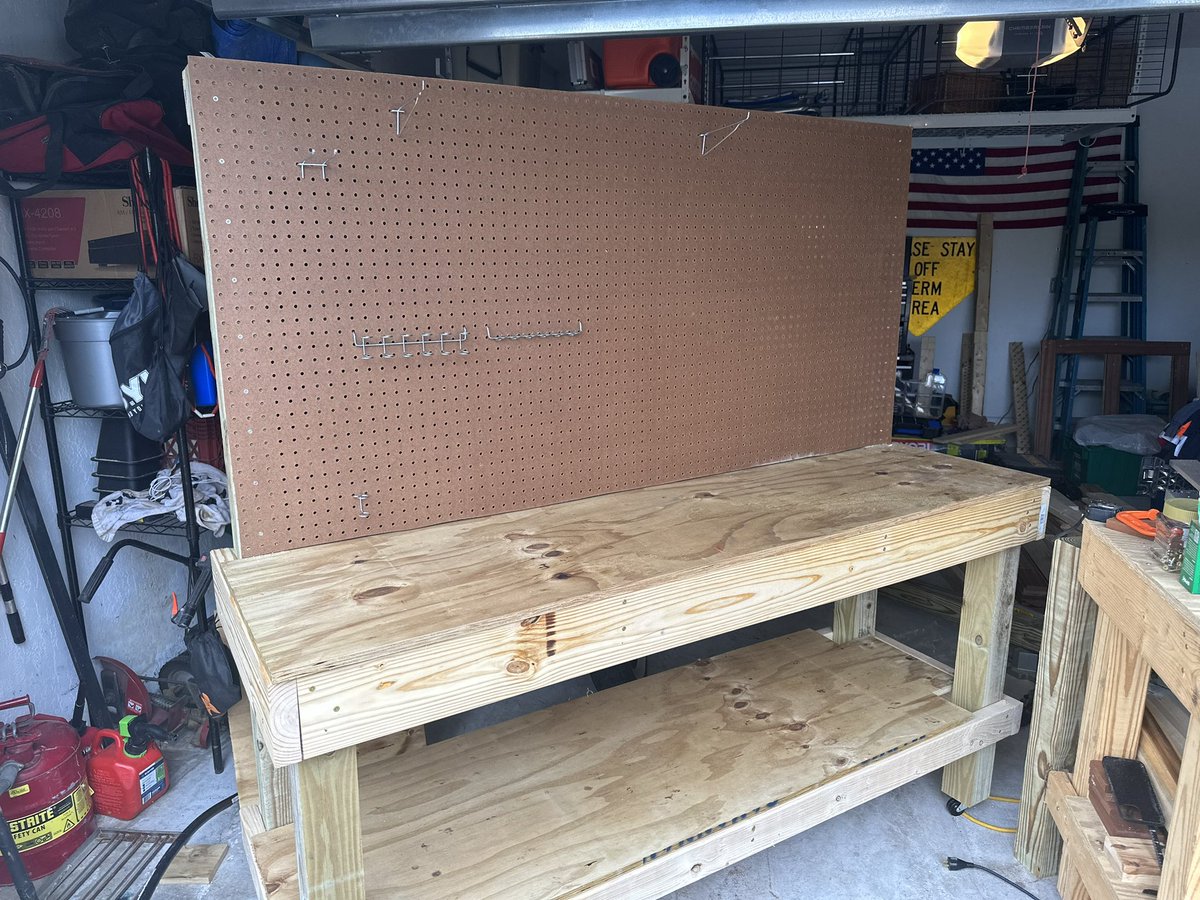 miamiturf305's tweet photo. Busy weekend in the shed. New orders coming in and the place needed an upgrade and facelift. Built a new work bench, made some jigs to produce repetitive parts.  Announcement tomorrow regarding sfma Daytona trade show. We have our first distributing partner.  @miamiturf305 https://t.co/30ZQLyAoF0