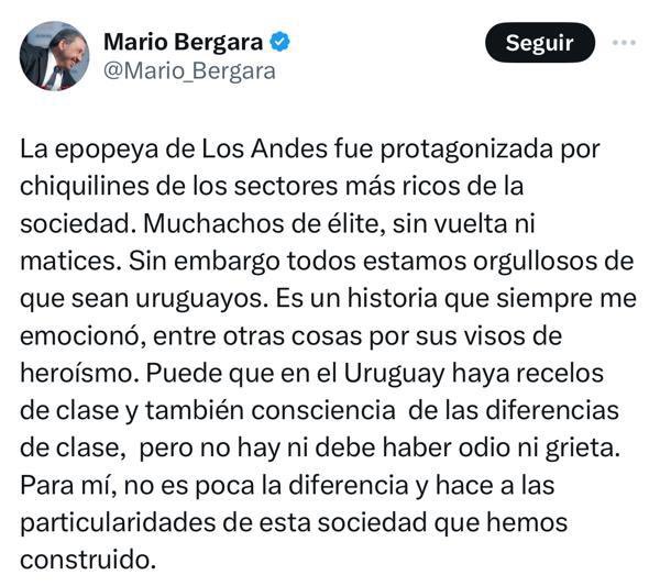 arqang's tweet photo. Haciendo honor a el escalafón más bajo de la cultura de una sociedad: la clase “politica”
Un siquiatra a mi izquierda por favor! https://t.co/6Aak7SzBJ0