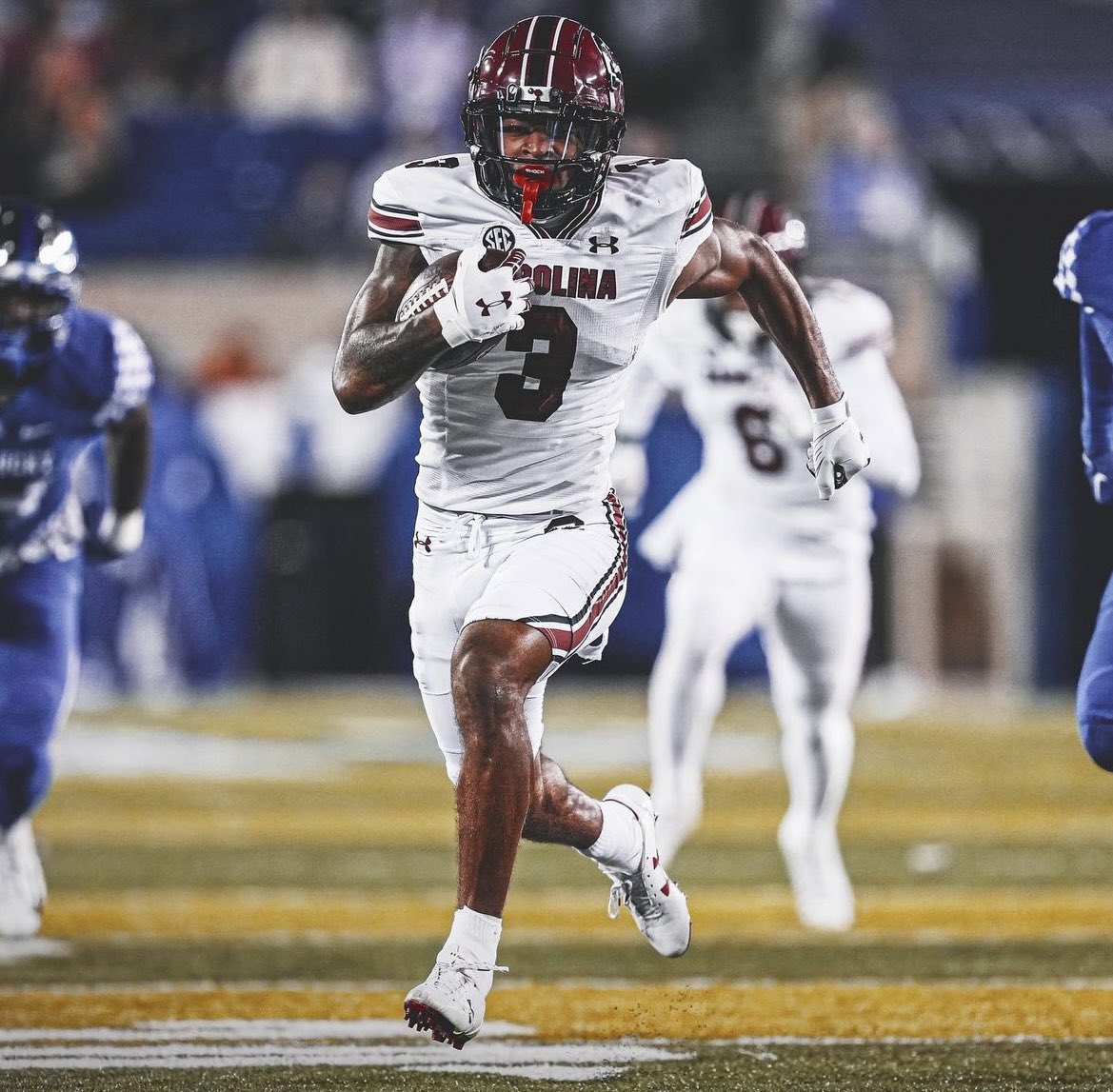Jayden “Jrock” Kitchens (@1reallyham) on Twitter photo Extremely Blessed To Receive A Division 1 Offer From The University Of South Carolina! #Gamecocks🐔 @DreKates7 <a href="/SamSerbay/">Serbay</a> <a href="/CoachTeasley/">Lonnie Teasley</a> <a href="/RivalsCamp/">Rivals Camp Series</a> <a href="/RivalsFriedman/">Adam Friedman</a> <a href="/ChadSimmons_/">ChadSimmons</a> <a href="/BrianDohn247/">BrianDohn247</a> <a href="/MohrRecruiting/">Brian Mohr</a> Extremely Blessed To Receive A Division 1 Offer From The University Of South Carolina! #Gamecocks🐔 @DreKates7 <a href="/SamSerbay/">Serbay</a> <a href="/CoachTeasley/">Lonnie Teasley</a> <a href="/RivalsCamp/">Rivals Camp Series</a> <a href="/RivalsFriedman/">Adam Friedman</a> <a href="/ChadSimmons_/">ChadSimmons</a> <a href="/BrianDohn247/">BrianDohn247</a> <a href="/MohrRecruiting/">Brian Mohr</a>