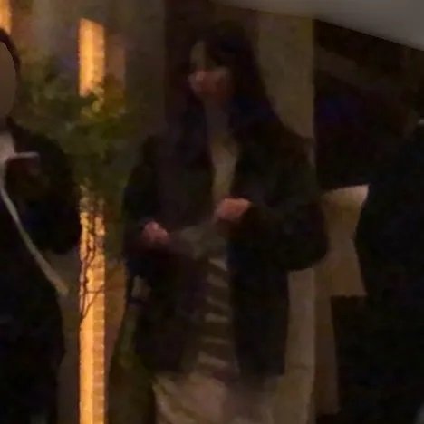 news_postseven's tweet photo. #山田裕貴＆#西野七瀬 
交際報道後も変わらぬ“半同棲”生活「クリスマスイブの夜も一緒に」
https://t.co/bfhfI16y4O
「ふたりは“半同棲”生活を続けています。

しかし、お互いに1年以上先までスケジュールが決まっている多忙の身。会える日は限られるため、一緒にいる時間を大切にしているそうです」 https://t.co/4m2XxeSGQH