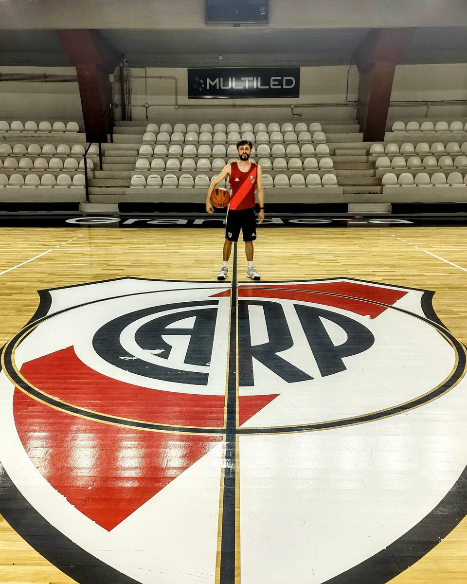 ❤️🤍 Jugar en 𝗥𝗶𝘃𝗲𝗿 con la de 𝗥𝗶𝘃𝗲𝗿 ✅