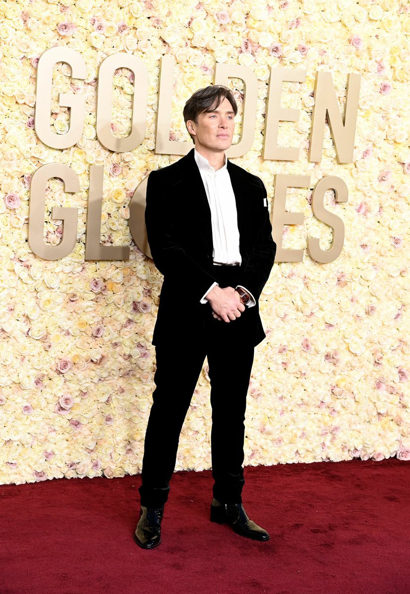 cmurphypics's tweet photo. #GoldenGlobes KING https://t.co/fBwsgXINaJ