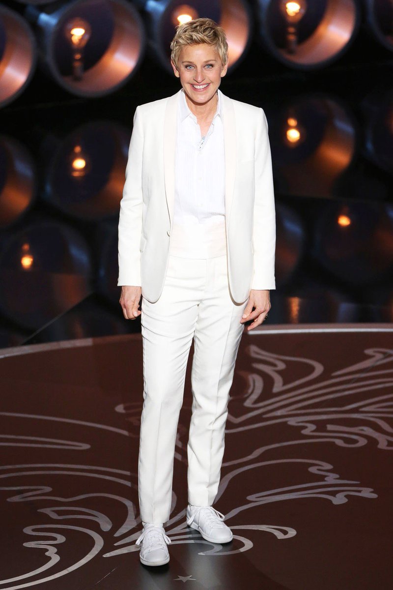 Jonathon Bailey as Andrew Scott as Ellen DeGeneres #GoldenGlobes2024