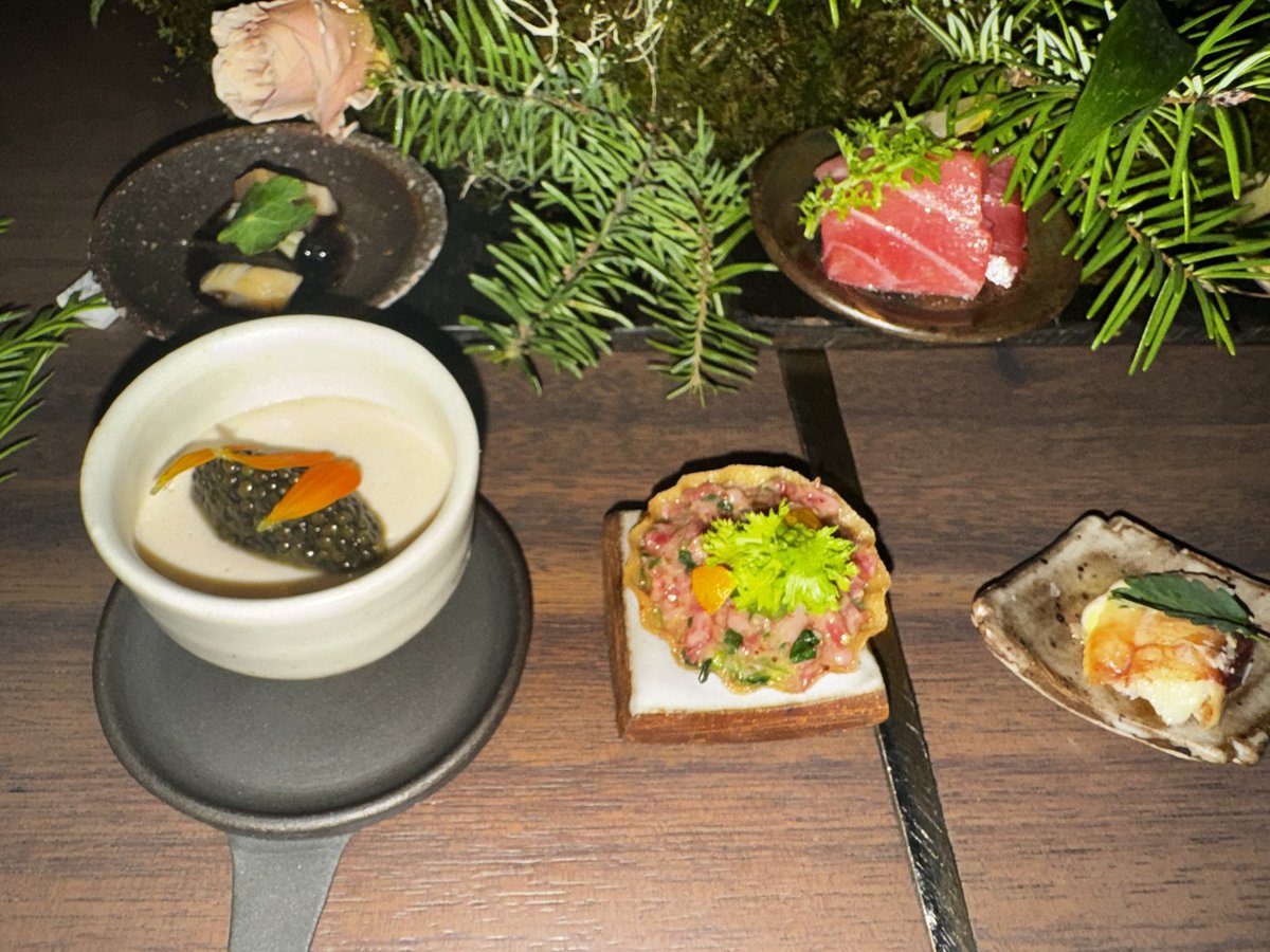 James_Mathur's tweet image. Amazing evening at SingleThread. It will take time to fully appreciate what we ate over those few hours, below is a small sample:

@ST_Farms 
#Healdsburg