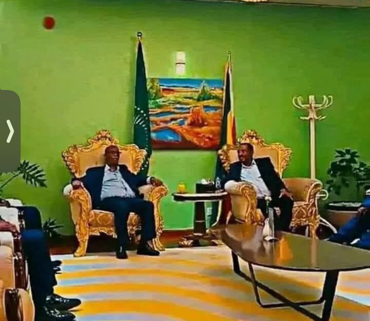 Nuux Tani is seen with the national security advisor for <a href="/AbiyAhmedAli/">Abiy Ahmed Ali 🇪🇹</a> Ridwan Hussien in #Addis Ababa. #NotAnInch #Somalia #Ethiopia