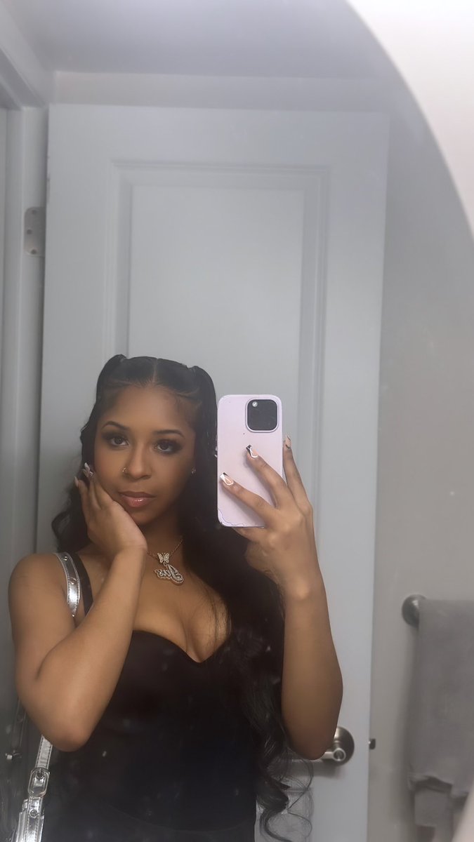 coutureofjassie's tweet photo. it’s balloons on my page🥳🥳 #ms22 https://t.co/0JM7n0Rj72