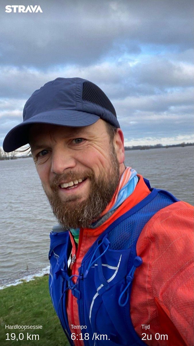 maartenvleeuwen's tweet image. Vakantie zit er weer op. Morgen weer aan het werk. Veel gelopen, gelezen en leuke dingen gedaan met het gezin. Te weinig geslapen door zieke kids. Morgen eerst bellen met ICT. 

Iets met een wachtwoord wijzigen voor de vakantie🫣 Tip: niet doen! 🤣