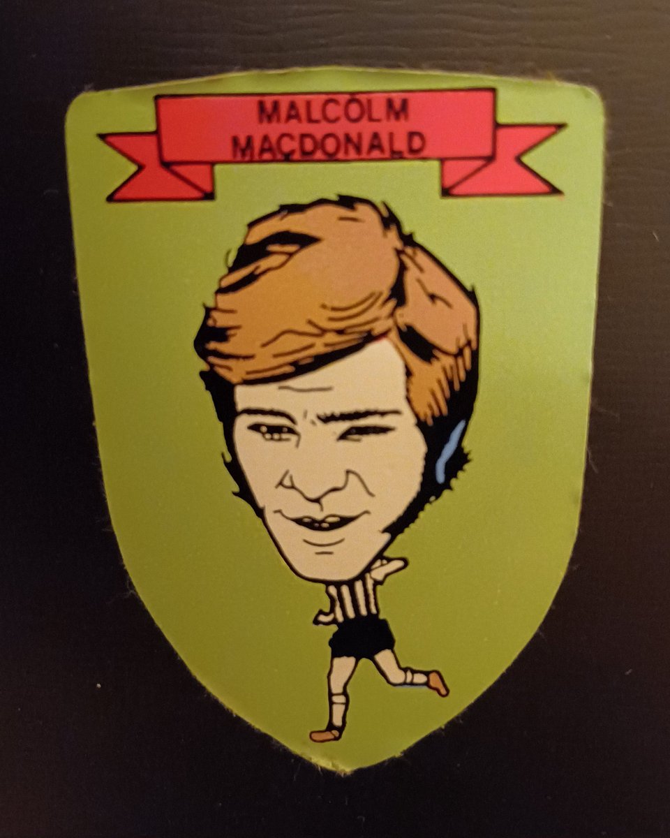 cliveswinsco's tweet photo. @NE5westend Was in The #LeazesEnd (as always, "Where #Geordies never end..." ) that day - still got the prog. #Supermac #NUFC 
 ⚽️⚽️⚽️ https://t.co/0se9qzpEWi