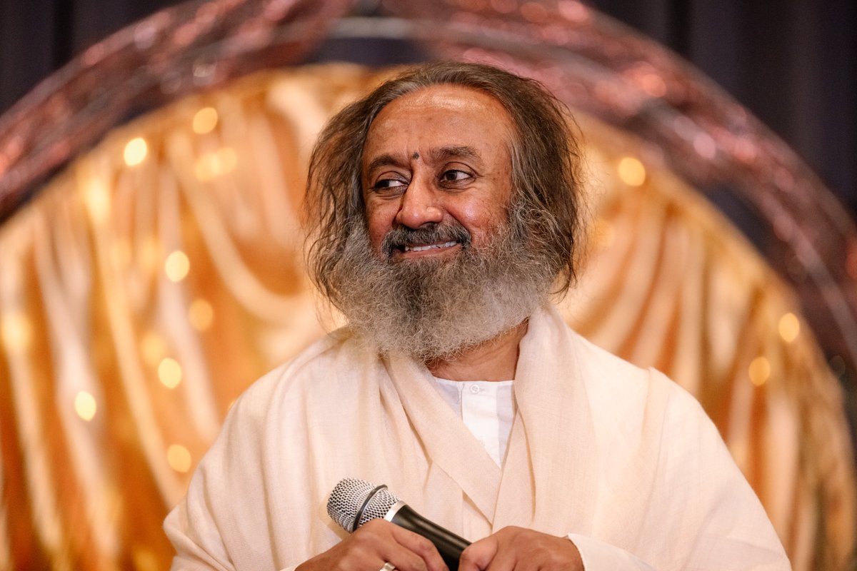 Gurudev's tweet photo. Concluded a 4-day intensive meditation and wisdom masterclass in Berlin, Germany, with participants joining from all over the globe for a refreshing start to their 2024. https://t.co/L3i9LYhE4U
