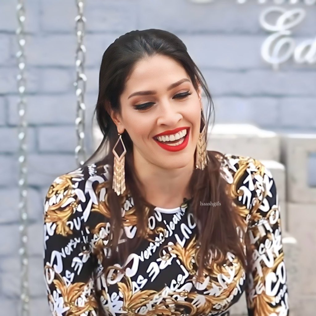 • Puede que todos los días no sean buenos, pero hay algo bueno en todos los días, y eso es tu sonrisa • 

#MesDeAshley ❤️ <a href="/haashoficial/">Ha*Ash</a>