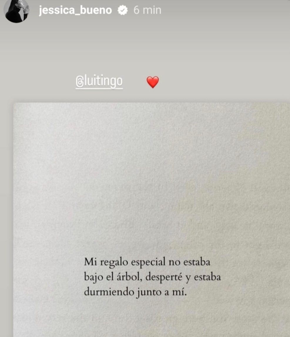 FBI95366692's tweet image. Jessica: Mi regalo especial no estaba bajo el árbol desperté y estába durmiendo junto a mi... Luitingo ♥️ #jessingo7E