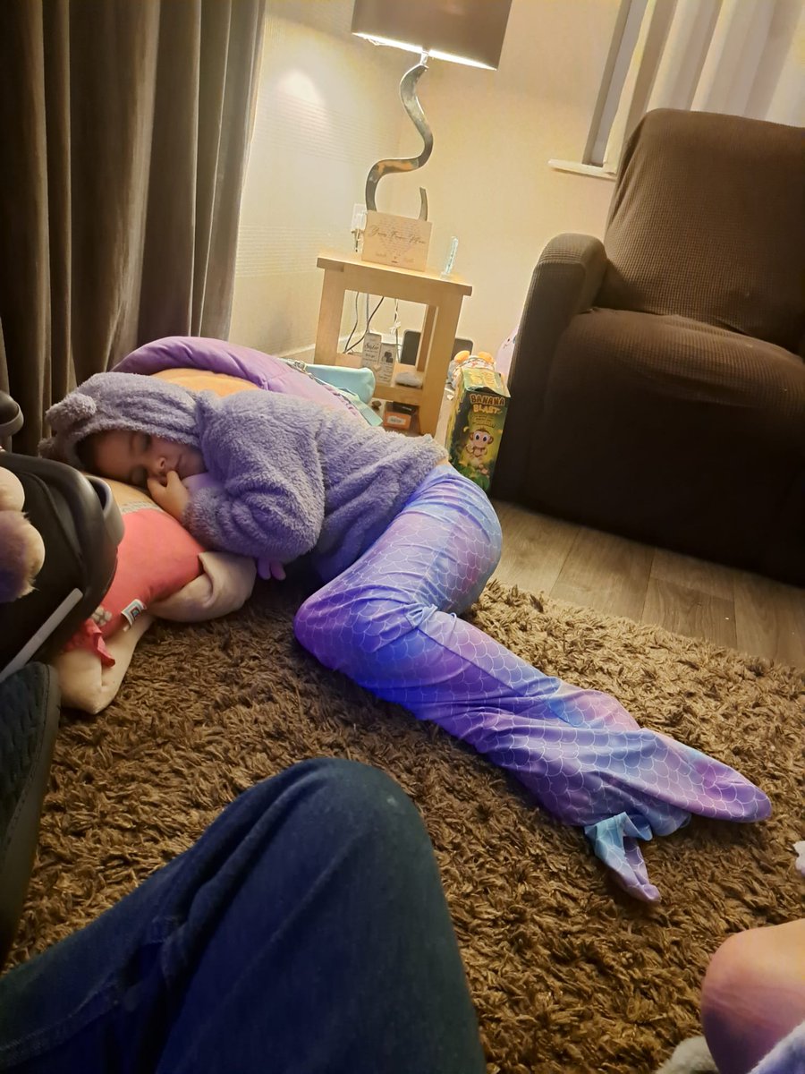SarahAshton17's tweet photo. My little mermaid 🧜‍♀️ 💖  @VRPSDeputy https://t.co/puGRPlo52Z