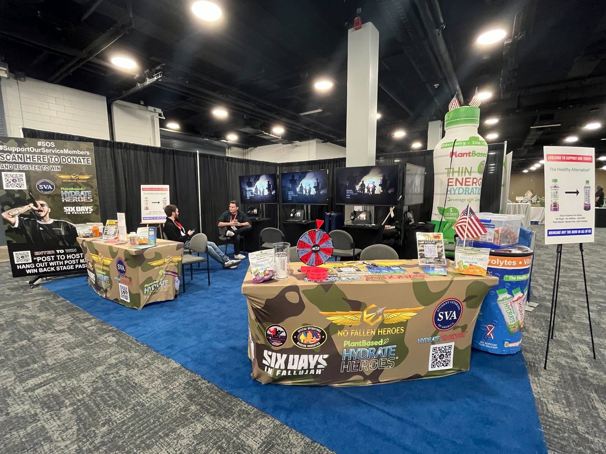 We attended our first NatCon in Nashville this weekend! Thank you to all the servicemen and women who took the time to chat with us and play Six Days on the show floor.
