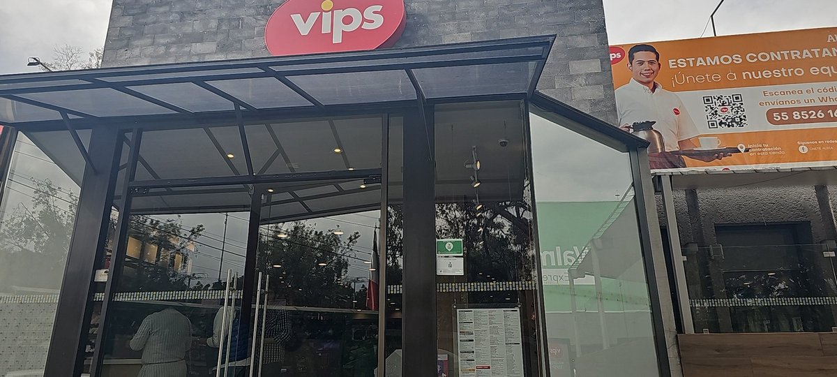Rafardi69's tweet photo. . @VIPS_MX que pésimo servicio de el personal de caja siempre con cara de mal genio y te atienden de malas. Si a los trabajadores nos les gusta lo que hacen que renuncien. Ellos son la cara de la empresa hay no horrible. #vips coyoacan 870 cp 04020 ojalá cambien de personal https://t.co/kuhjlRT0Lf
