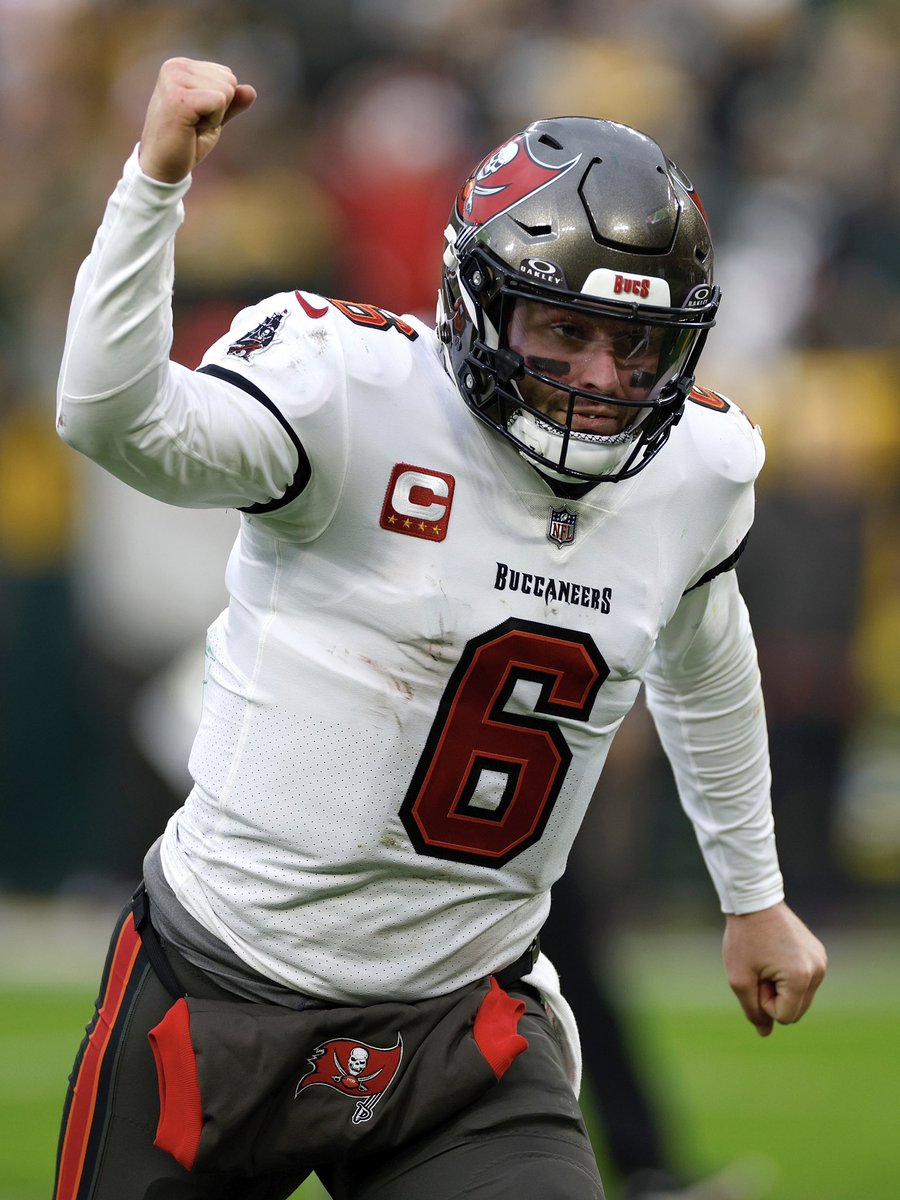 NFLonPrime's tweet photo. The @Buccaneers are the only NFC team to reach the playoffs in each of the last 4 seasons. 🤯 https://t.co/4yX4QneqSb
