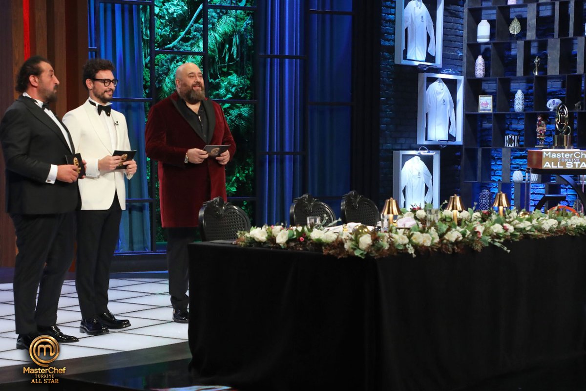 Şampiyon kim olacak? #MasterChefAllStar büyük final heyecanı TV8’de devam ediyor. #ACUNMEDYA #TV8 @Danilo_Zanna @chefyalcinkaya @SomerSivrioglu