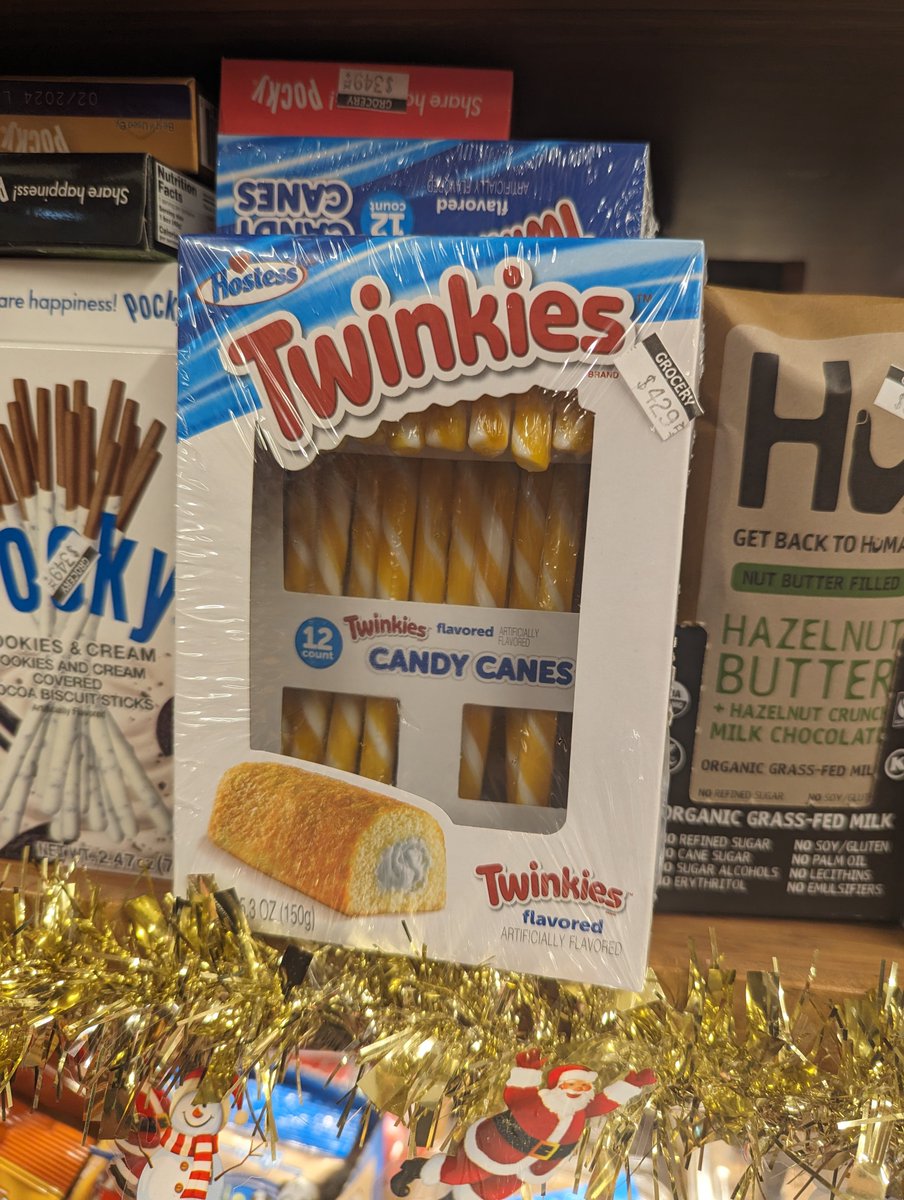 JHaughwout's tweet photo. Saw this in the checkout line in the "impulse item" section #twinkies #candycanes #lol https://t.co/lmqIhVJ0Ao