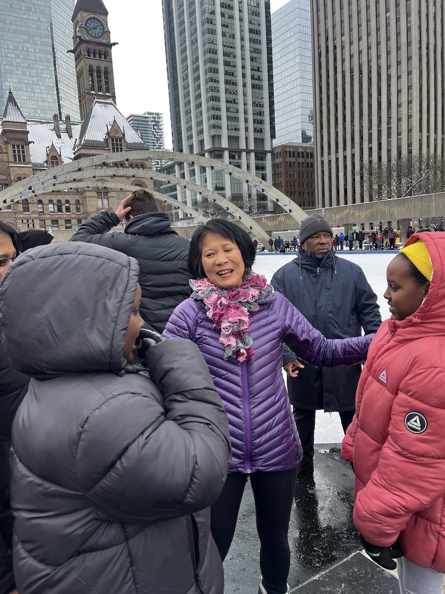 MayorOliviaChow's tweet image. Some good fun at today’s new year’s levée and skating party! Looking forward to a great year head.