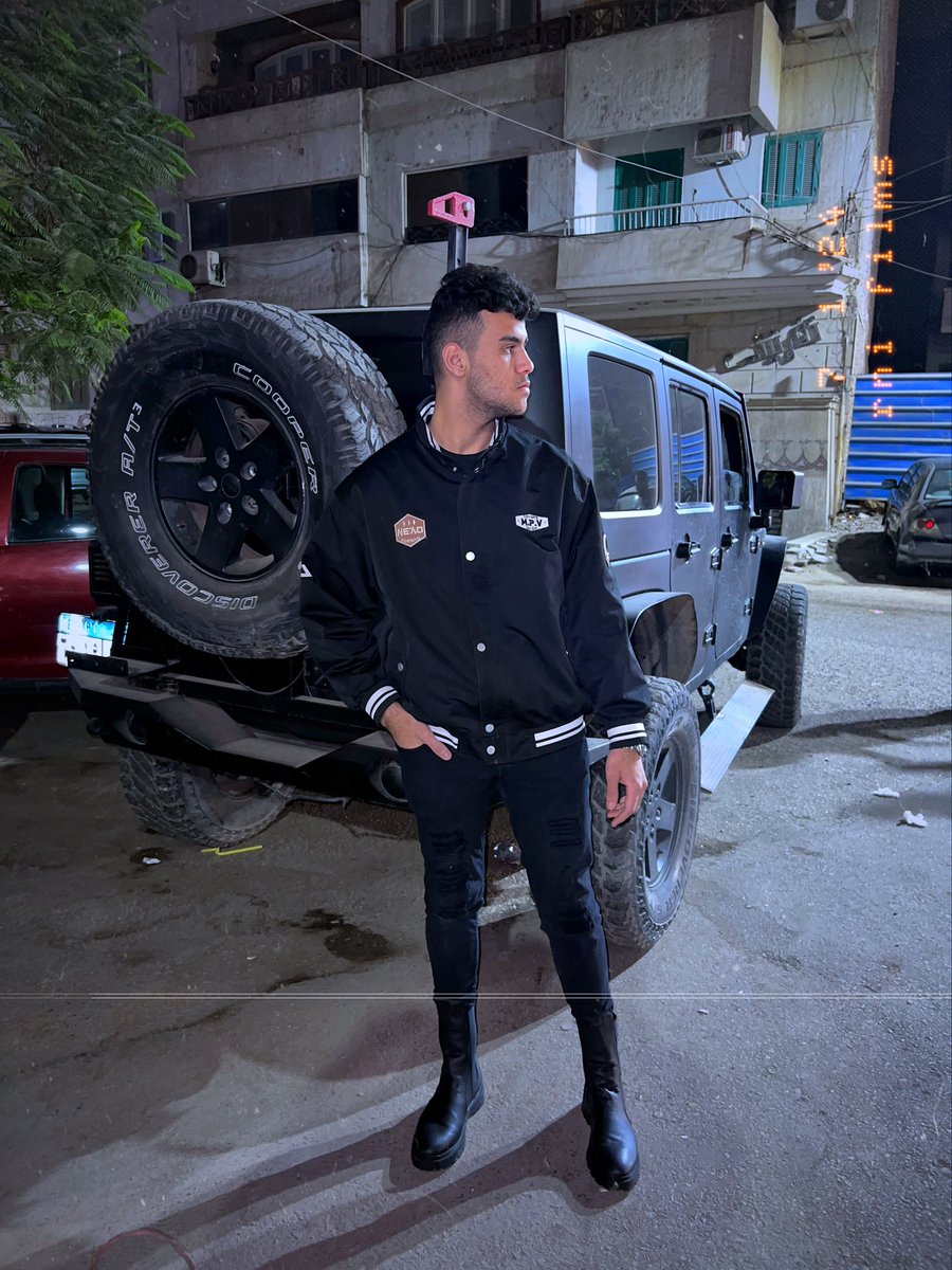 omarbhaax's tweet photo. 🖤✨ https://t.co/HPFvFXaL8K
