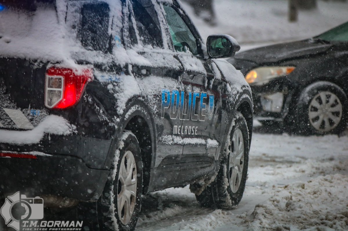 Right around 2:30 this afternoon, <a href="/MelroseFF/">IAFF1617</a> and <a href="/MelrosePolice/">Melrose, MA Police</a> responded with <a href="/MassStatePolice/">Massachusetts State Police</a> to the area of the Fellsway at Warwick Road for a single car MVA. The vehicle was turned around facing the wrong way and luckily, no injuries on scene. 
#breaking 
#TMGormanPhotography