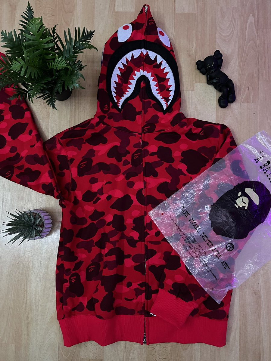 agmrdrill's tweet image. Je vend 1 Bape de couleur rouge pour 54,99€.
Si vous êtes intéressé contacter moi ici. #bape #fullzip #mood #habits #Y2K #vend #pull #tiktok #burger #CopaDelRey #GunturKaaram #GunturKaaramTrailerExplosion #Maldives #OTDirecto7D #christmas