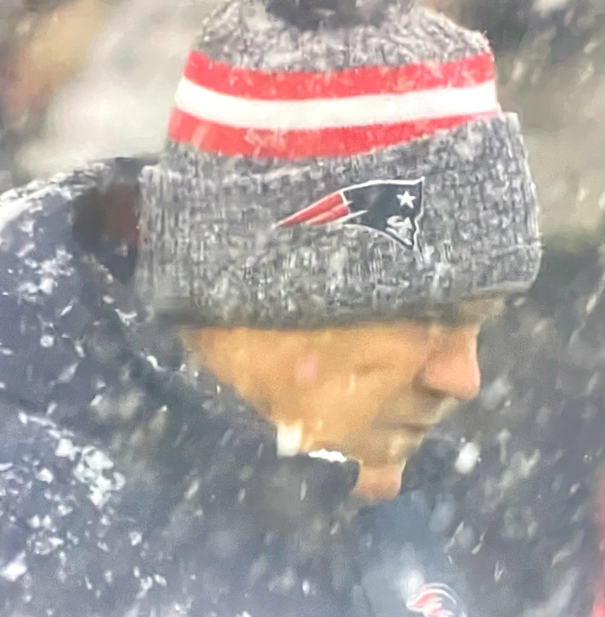 digitalsoyboy's tweet photo. His soul swooned slowly, as he heard the snow falling faintly through the universe, and faintly falling, like the descent of their last end, upon all the living and the dead. https://t.co/tz81Sv4xF4