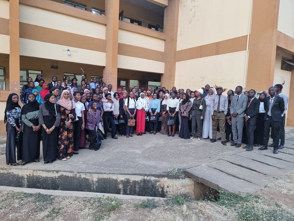 OladejiMonday's tweet image. Cross section of @JCI_UNILORIN 5th General Assembly and Induction/Oath Taking Ceremony. Impressive to know over 80 members were inducted today. Together we build the young enterprising leaders.

Our conference is coming up in JULY watch out for more information 😁.