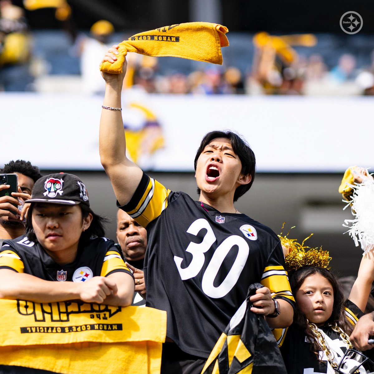 SteelersUnite's tweet photo. PLAYOFF BOUND 🗣️🗣️🗣️

#HereWeGo | #SteelersNation https://t.co/A0Lzz3f8sj