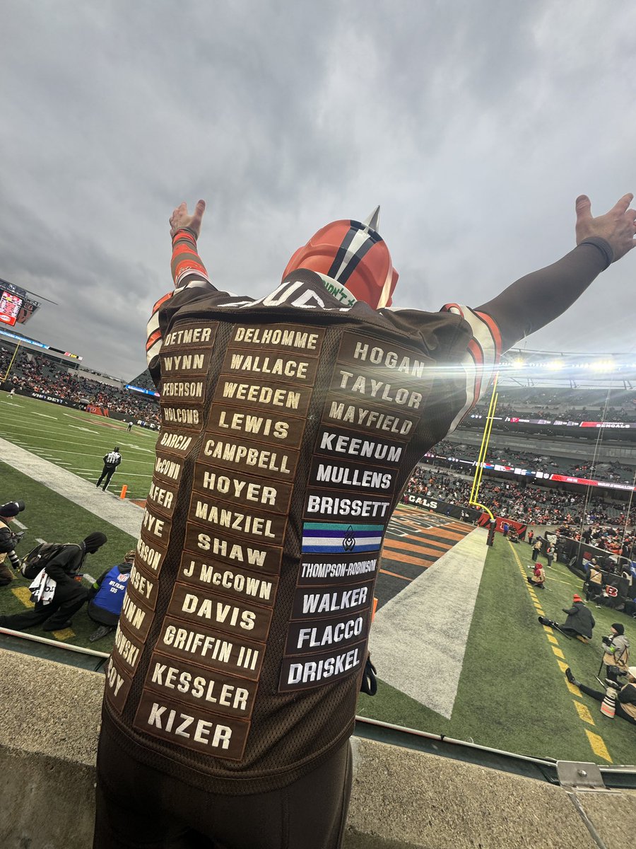 PaulBrown_UK's tweet photo. The Cleveland Brown Quarterback history - Go #Browns https://t.co/LAZkwnt2oU