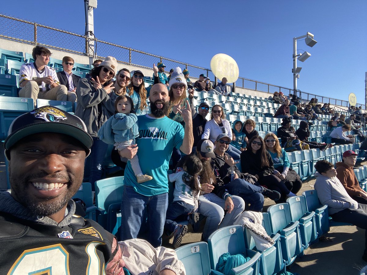 pathwire's tweet image. Well it was a good season, comparably. Here’s to the Jags.