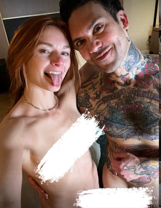 Me and @thesmallhands_ look so cute together 🥰 https://t.co/DXnMo5UCxf<a class="tags" href="/tag/thesmallhands_">@thesmallhands_</a>