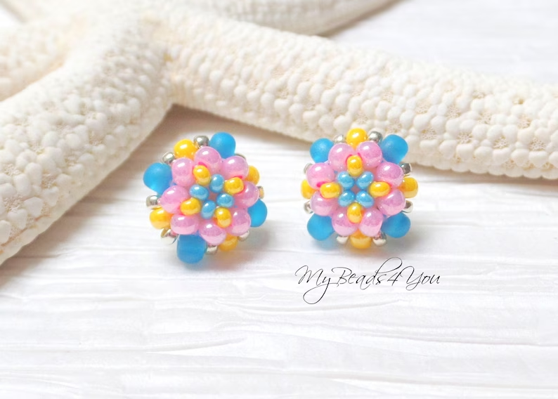 Earrings
mybeads4you.etsy.com/listing/134994…
Tutorial
mybeads4you.etsy.com/listing/121662…
#studearrings #earrings #gifts #gift #valentinesdaygifts #smallearrings #colorfuljewelry #etsysocial #etsy #beadedearrings #bohostyle #smilett23 #etsy #shopindie #craftbizparty 🥰