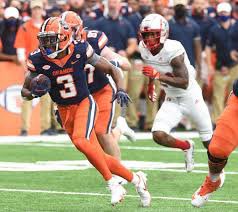 #AGTG Extremely blessed to receive an offer from Syracuse university!! @BMac93WB @larryblustein @CoachNixon_NYG @rossdoug21 @Coach_2CAP @FranBrownCuse @CuseFootball