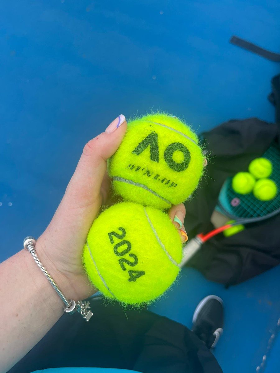 Freya Peet tweet media