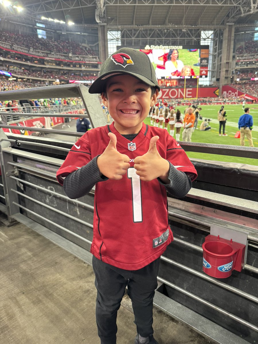 jasonejameson's tweet photo. This guy… #BirdGang https://t.co/hFGITfEDuN