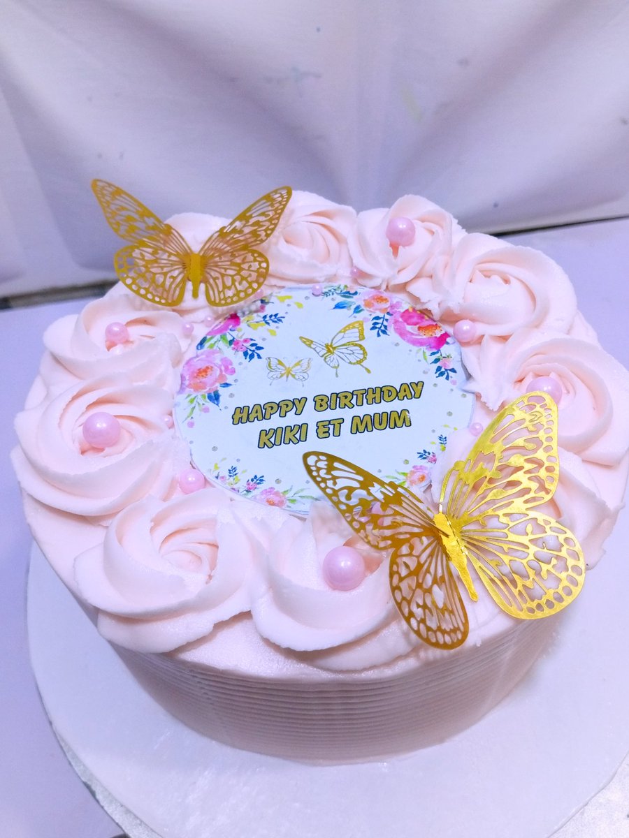 Deejay316's tweet photo. We are available for budget friendly cakes
#ekitibaker https://t.co/zUsyfGkn4y
