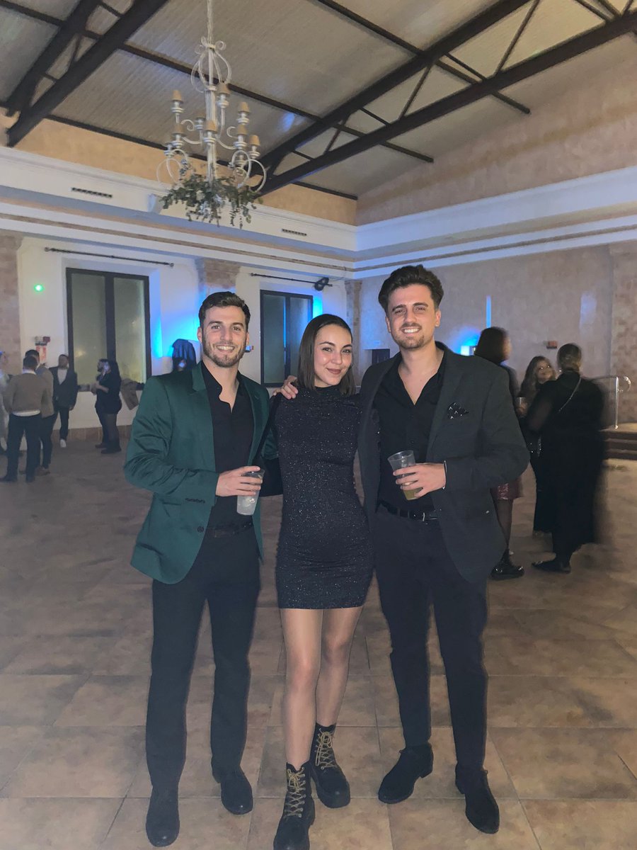 Angelrota7's tweet image. La Salvación