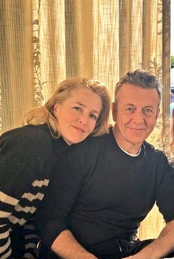 gi82ll's tweet image. They will be ready for #GoldenGlobes2024 #GillianAnderson and #PeterMorgan