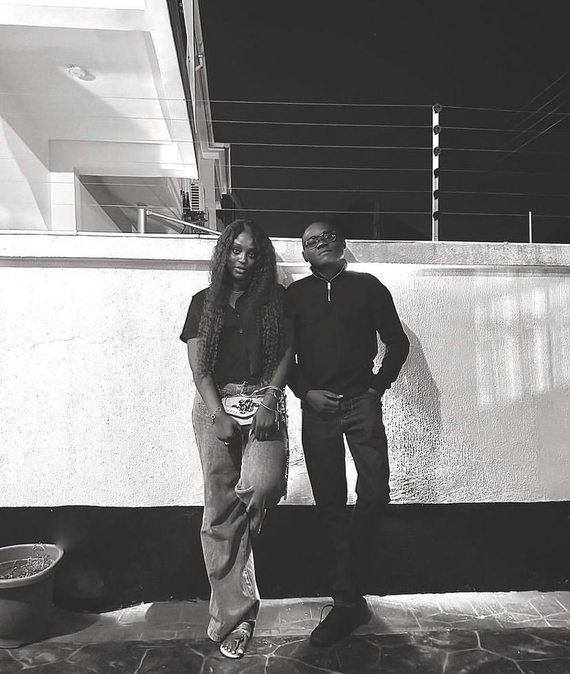 ScarletGomezFan's tweet photo. Happy sunday and new week from mine and her boo🥰. 
Cutest 😍😍😍😍#wurashowmax #crimsonsarmy #actor https://t.co/REg16Mio1T