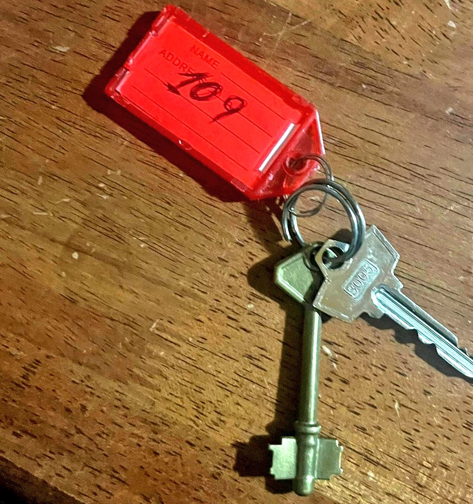 ⭕️▶️ #Maldonado Llaves encontradas ayer luego de la #SanFernando. Fueron encontradas por calle Burnett.